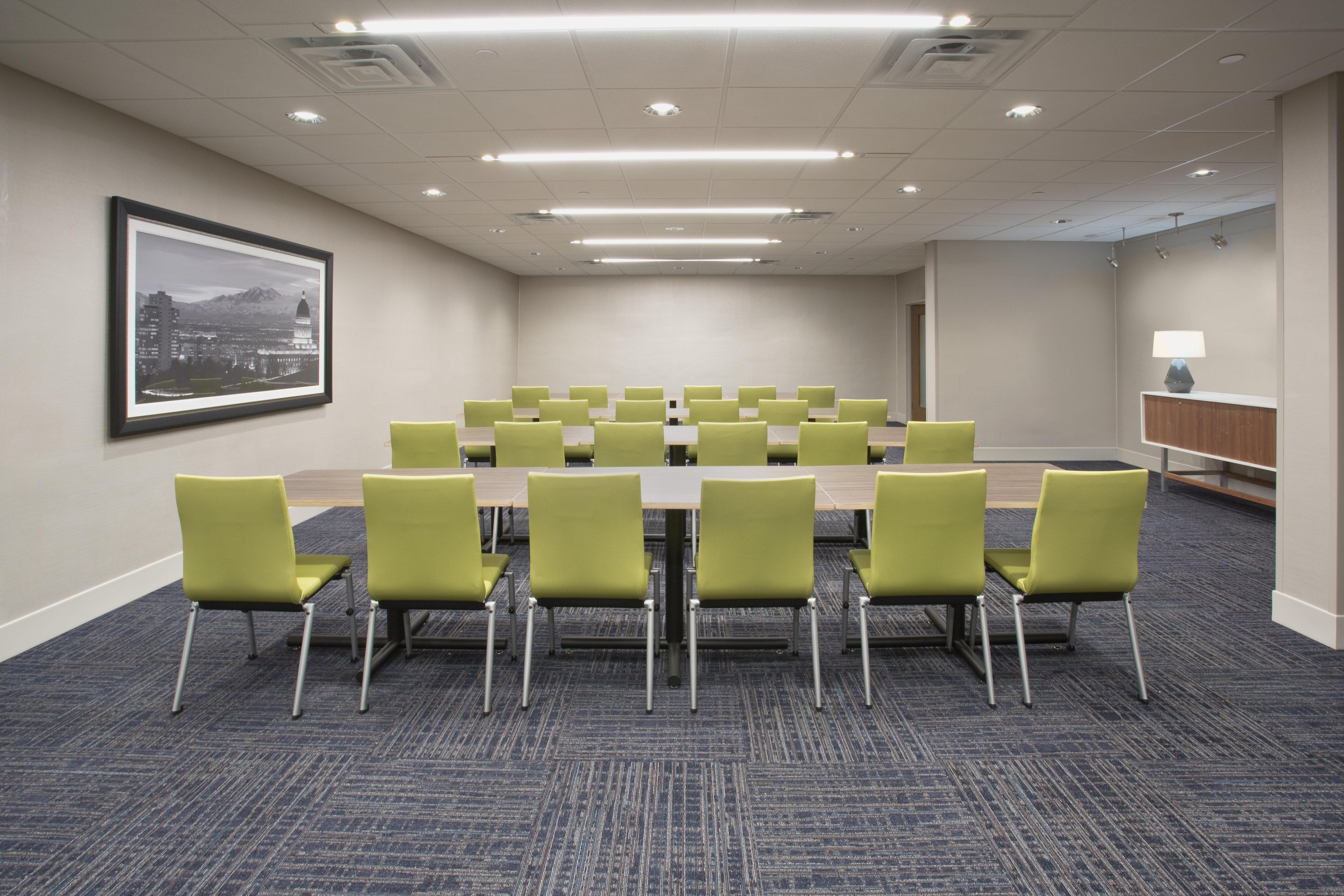Holiday Inn Express & Suites - Tulsa Northeast - Owasso By Ihg Buitenkant foto