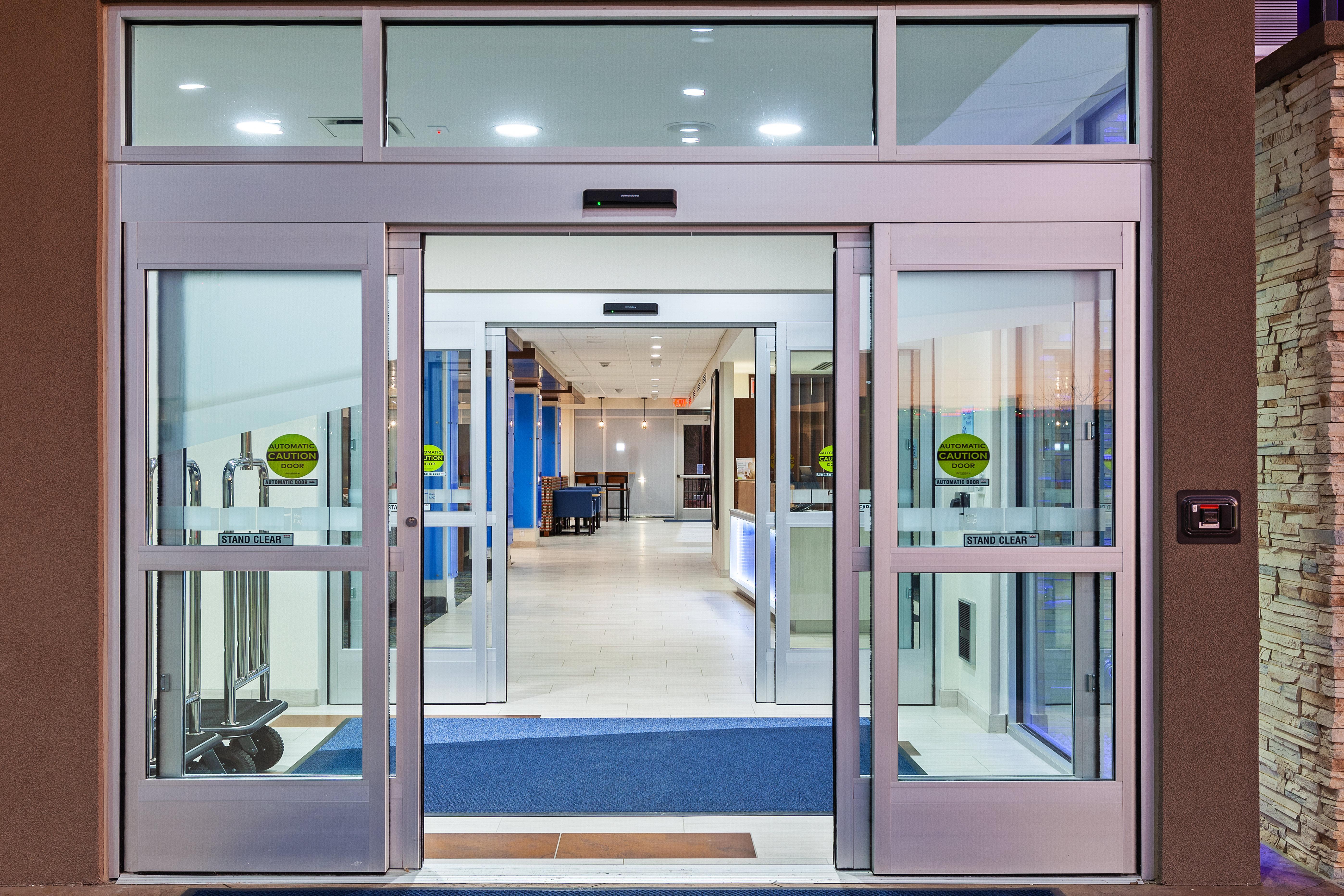 Holiday Inn Express & Suites - Tulsa Northeast - Owasso By Ihg Buitenkant foto