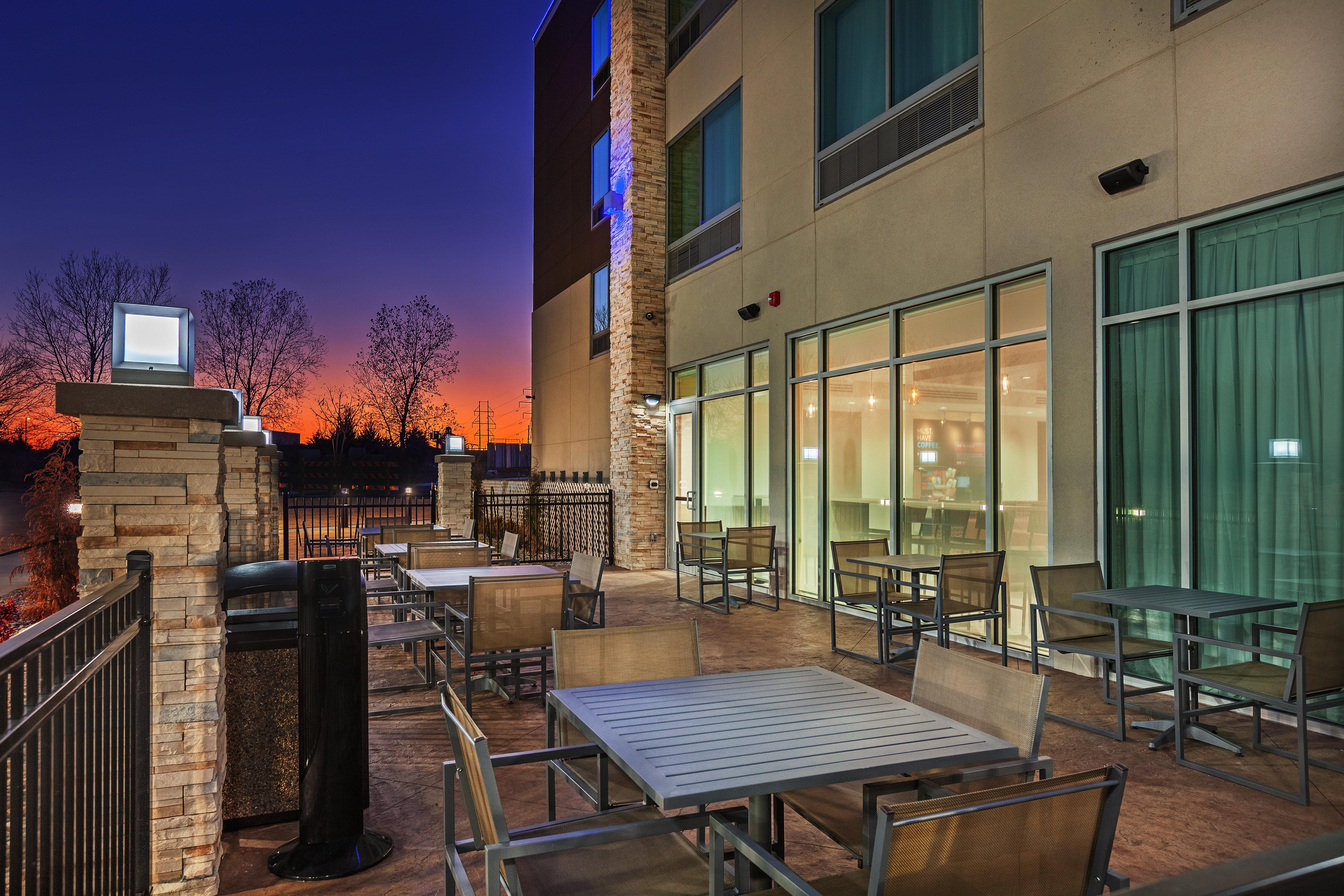 Holiday Inn Express & Suites - Tulsa Northeast - Owasso, An Ihg Hotel Buitenkant foto